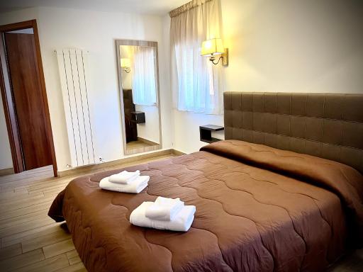 Hotel Pinguino - Housity