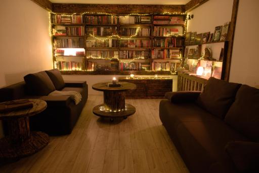 Kongres Czarownic - Housity