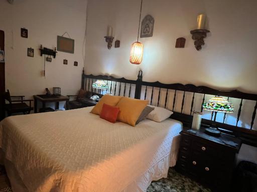 Mendoza’s Guest House - Housity