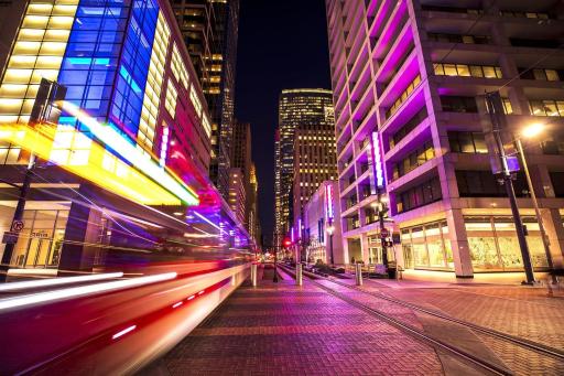 Urban Oasis Your Perfect Getaway in the Heart of Downtown! - Housity