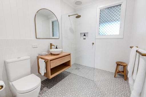 Lakes Entrance Beach House - Housity