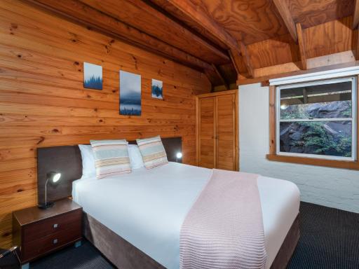 Leisure Inn Penny Royal Hotel & Apartments - Housity