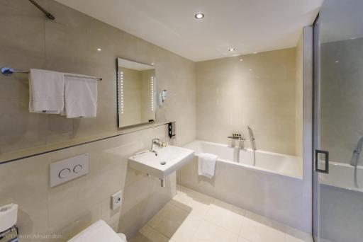 OZO Hotels Arena Amsterdam - Housity