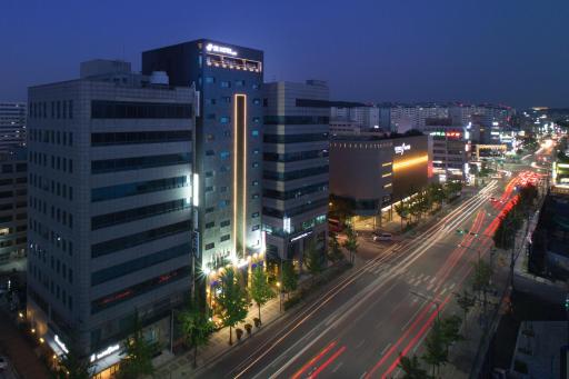 SR Hotel Magok - Housity
