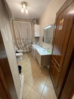 Harry's Canal View - Housity