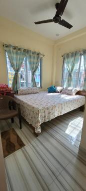 Gour Gadadhar Guest House - Housity