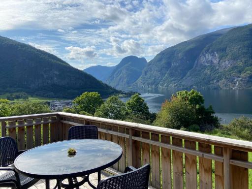 Winjum Apartments Aurland Stegastein - Housity