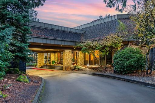 BW Premier Collection, Mt Hood Oregon Resort - Housity