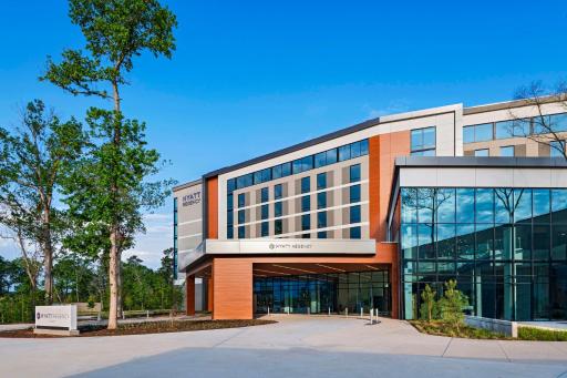 Hyatt Regency Conroe - Housity