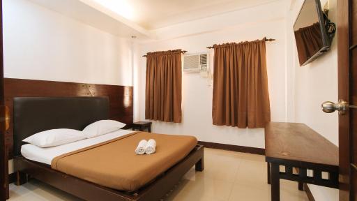 WestCourt Inn Ilocos Sur - Housity