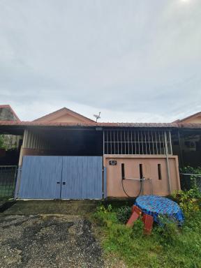 Zara Homestay @ Kok Lanas - Housity