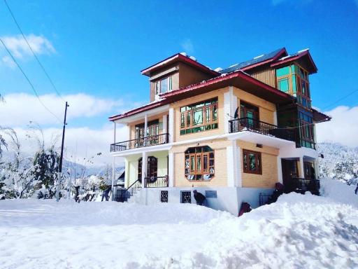 Sheen Homestay Gulmarg - Housity