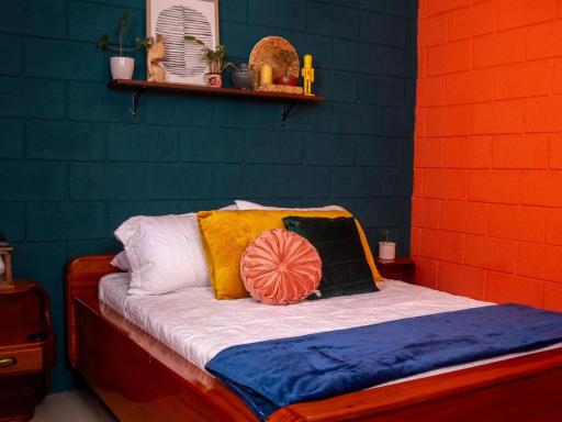 Lolas Hostal Hab. doble (baño privado) - Housity