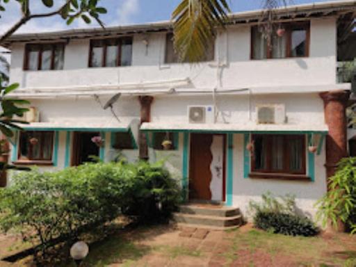 Mermaid Beach Resort Vengurla - Housity