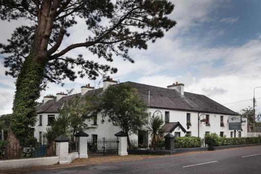 The Glenbeigh Hotel - Housity