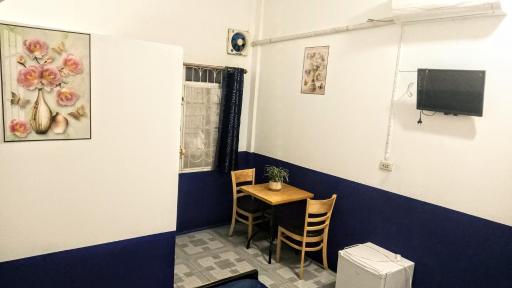 Rene's Pasta Bar & Guesthouse - Housity