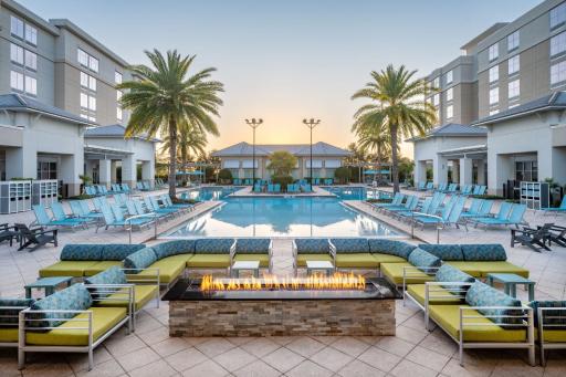SpringHill Suites by Marriott Orlando at FLAMINGO CROSSINGS Town Center-Western Entrance - Housity