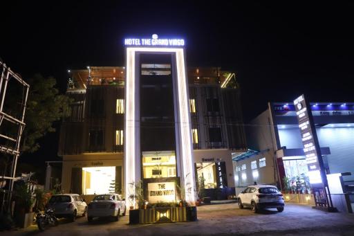 Hotel The Grand Virgo - Housity