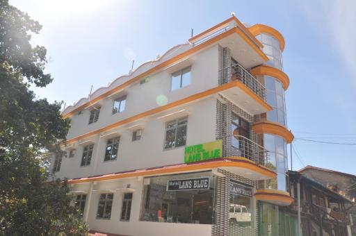 HOTEL LANSBLUE - Housity