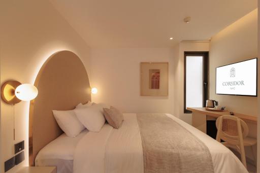 CORRIDOR 2407 - Housity