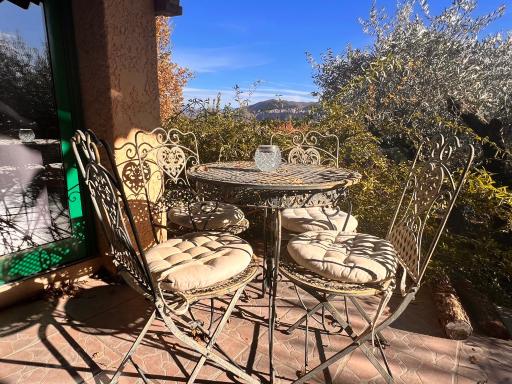 Halte en Provence - Housity