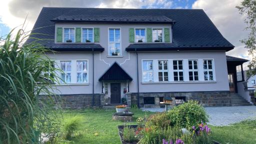 Apartmány Česká Škola - Housity