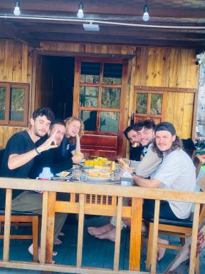 Eco Floating Farm Stay Cai Beo - Housity