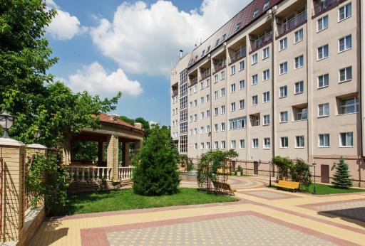Park Hotel Nadezhda - Housity