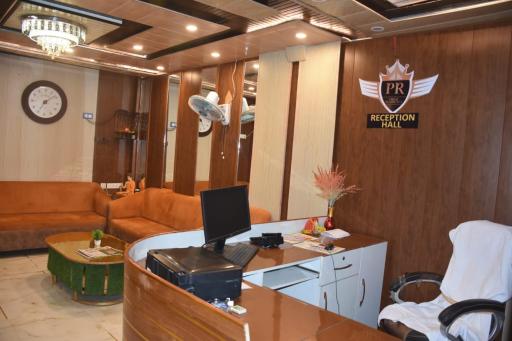 Hotel Prime Residency - Housity