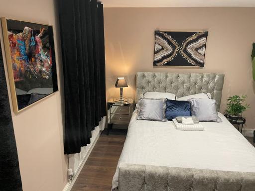 Crestfield Lodge - Housity