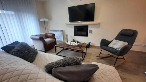 Dúplex Terraza Golf 3 Dormitorios 2 Baños - Housity