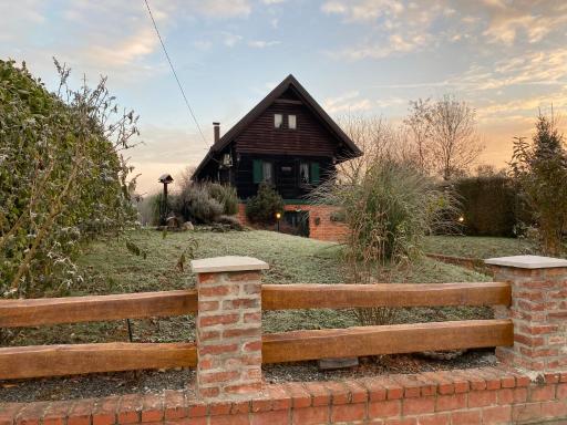 M&M Kuća za odmor - Housity