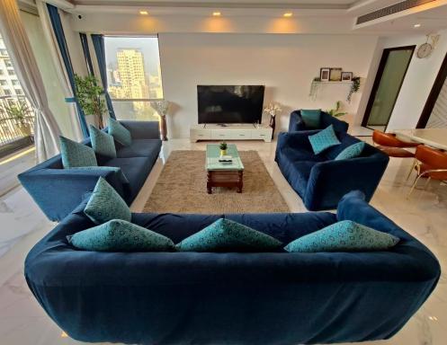 Premium Apartment in Hiranandani Powai by Maxxvalue - Chitranjan - Housity