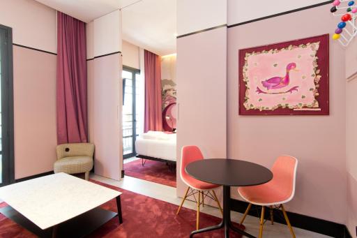 Amor de Dios 17 Luxury Suites - Housity