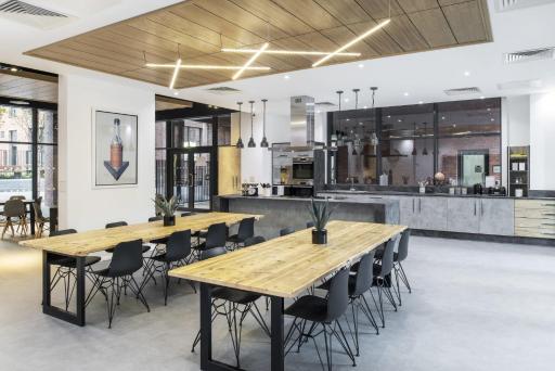 For Students Only Cozy City Living Studio Apartments at Hollis Croft in Sheffield - Housity