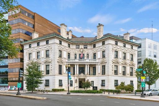 Placemakr Dupont Circle - Housity