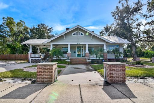 Arcadia Bed & Breakfast - Housity