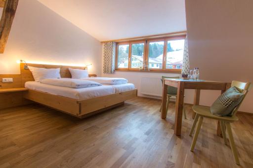Gasthof Hirsch Vorderburg - Housity
