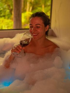 Chalé Canadense com Hidromassagem Pousada Índios Koroados - Housity