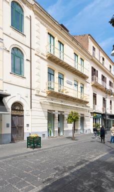 Duomo Guest House - Stay in Sorrento - Housity