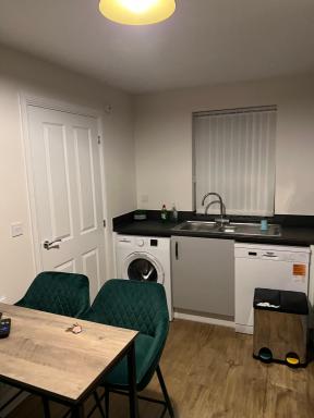 Amber Close - Housity