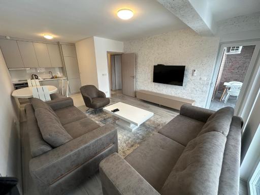 4-YOU Apartment - Housity
