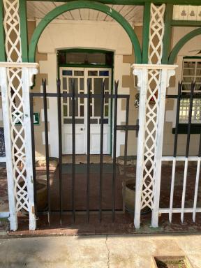 Old Mill Inn - Housity