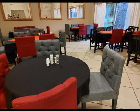 Tambankulu club n Guest house - Housity