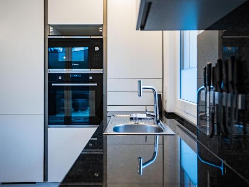 Whirlpool - zentral - Designloft mit XXL Terrasse - Housity