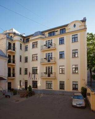 Hotel Edvards - Housity