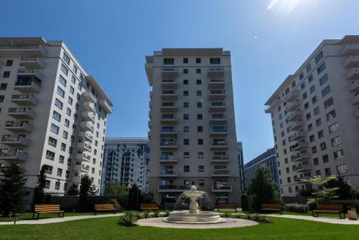 Ultimate Living Experience - Modern Accommodation & Free Parking near Romexpo - Housity