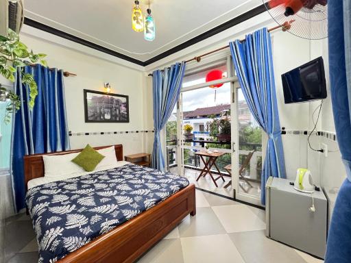 Phuc Bao Center Local Homestay - 3 mins walk to Old Town - Housity