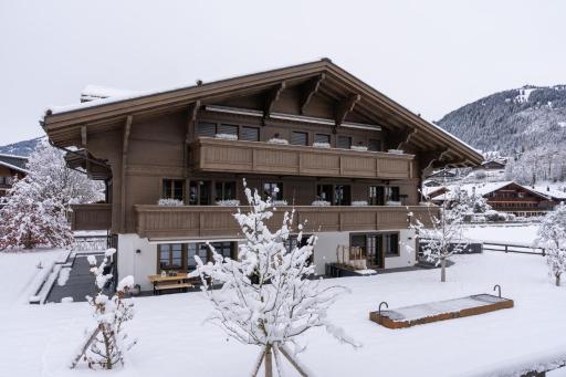 Swiss Hotel Apartments - Gstaad - Housity