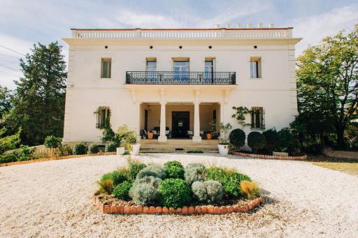 New! 5bed & 5bath Villa close the sea and Ceret - Housity